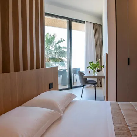 Apartahotel Terradamare 4*
